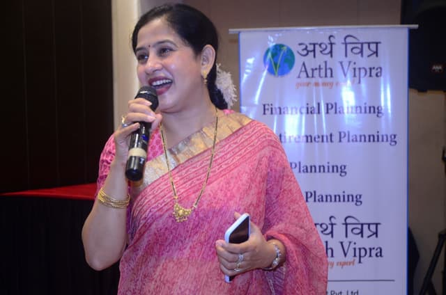 Dr. Deepti Dwivedi